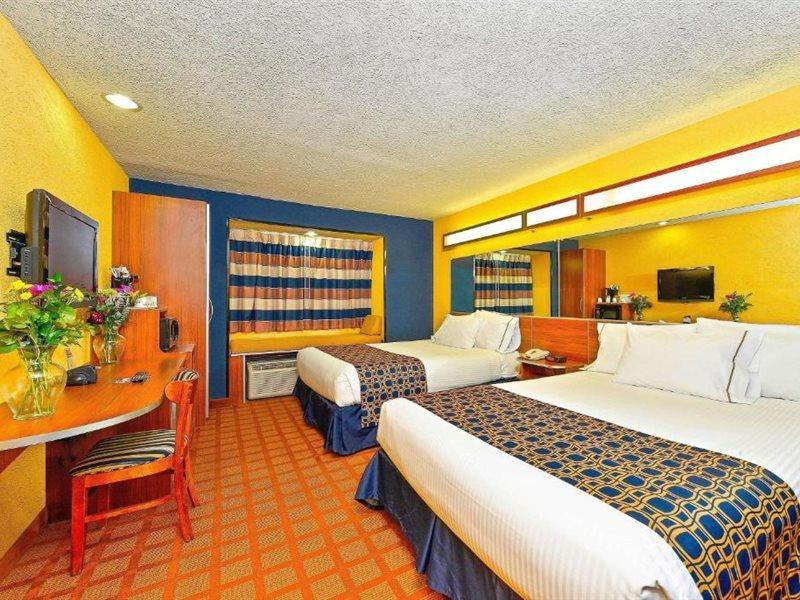 Microtel Inn & Suites By Wyndham New Braunfels I-35 Extérieur photo