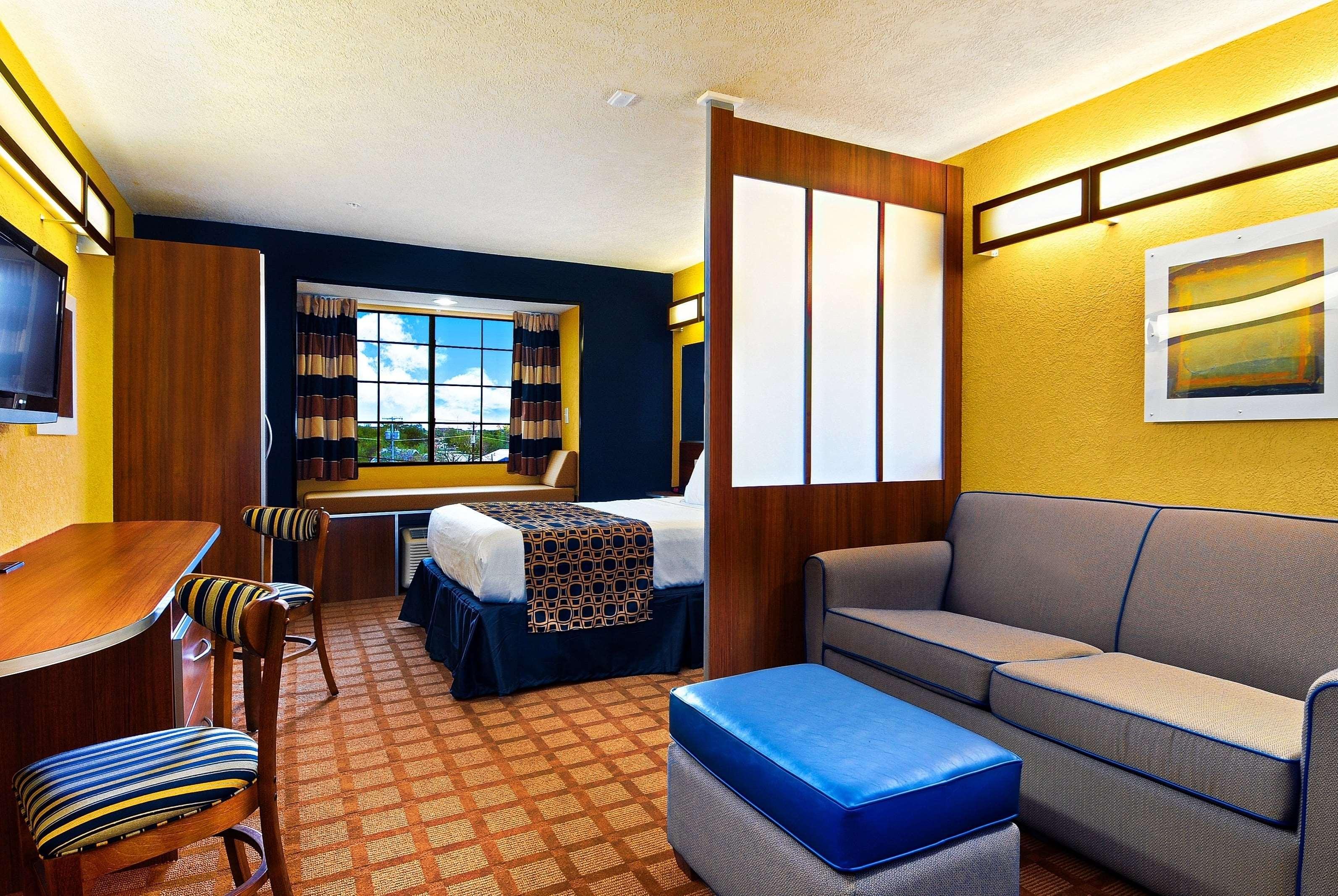Microtel Inn & Suites By Wyndham New Braunfels I-35 Extérieur photo
