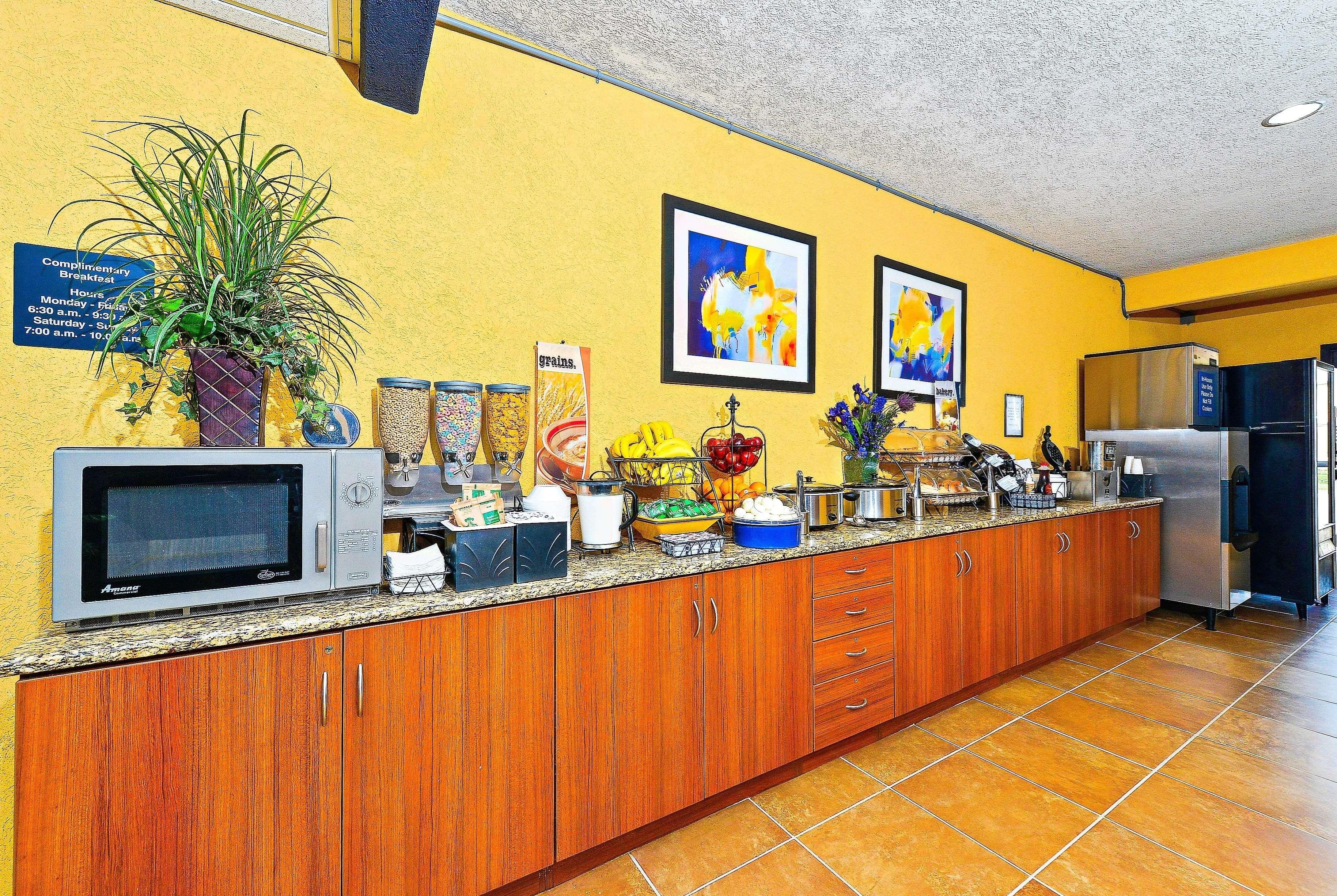 Microtel Inn & Suites By Wyndham New Braunfels I-35 Extérieur photo