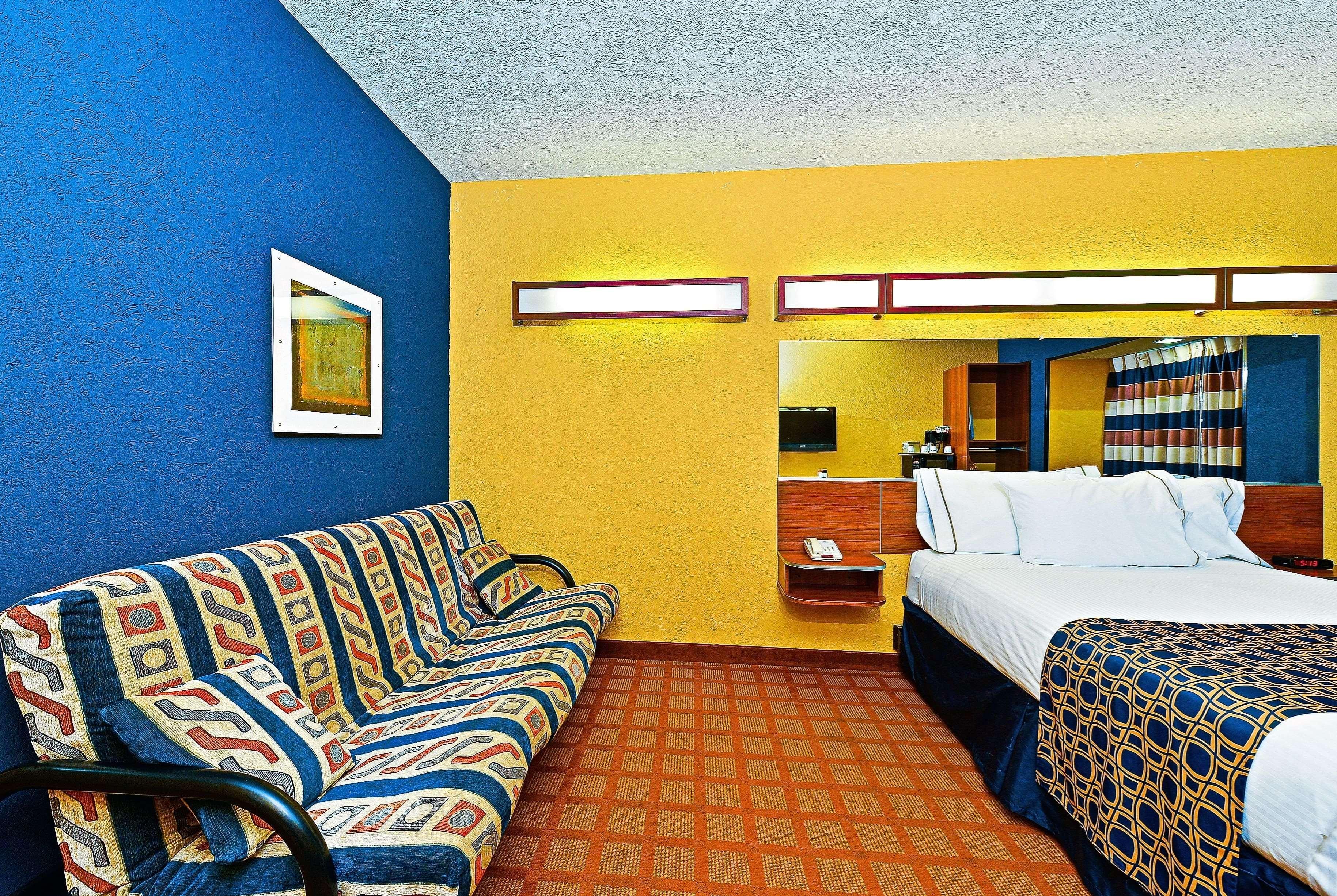 Microtel Inn & Suites By Wyndham New Braunfels I-35 Extérieur photo