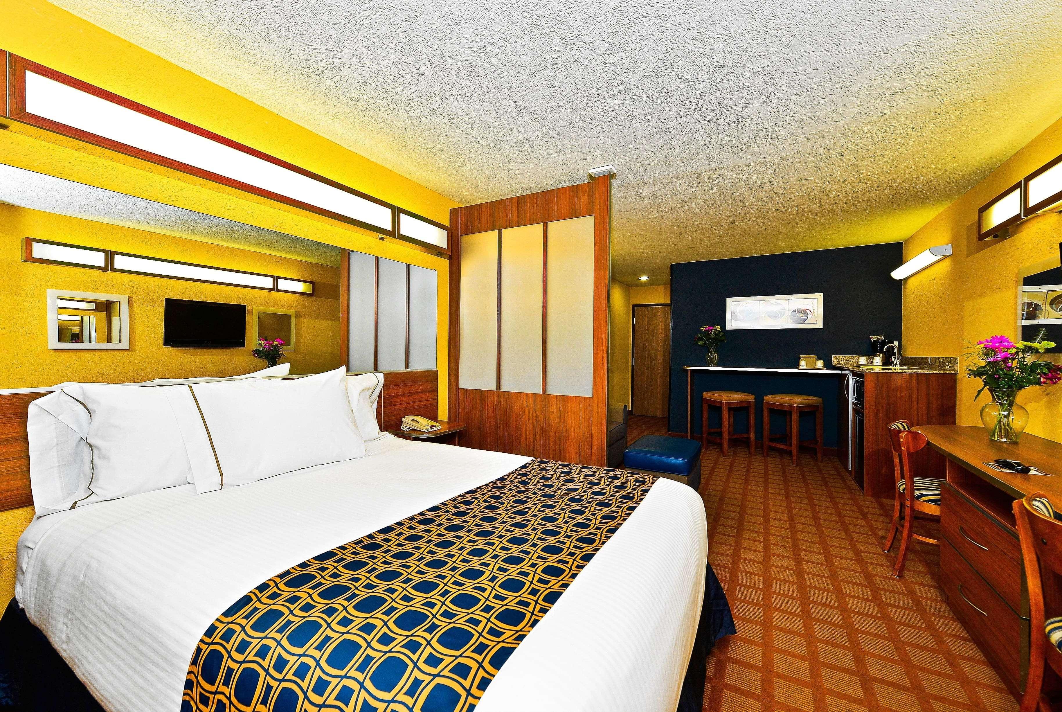 Microtel Inn & Suites By Wyndham New Braunfels I-35 Extérieur photo