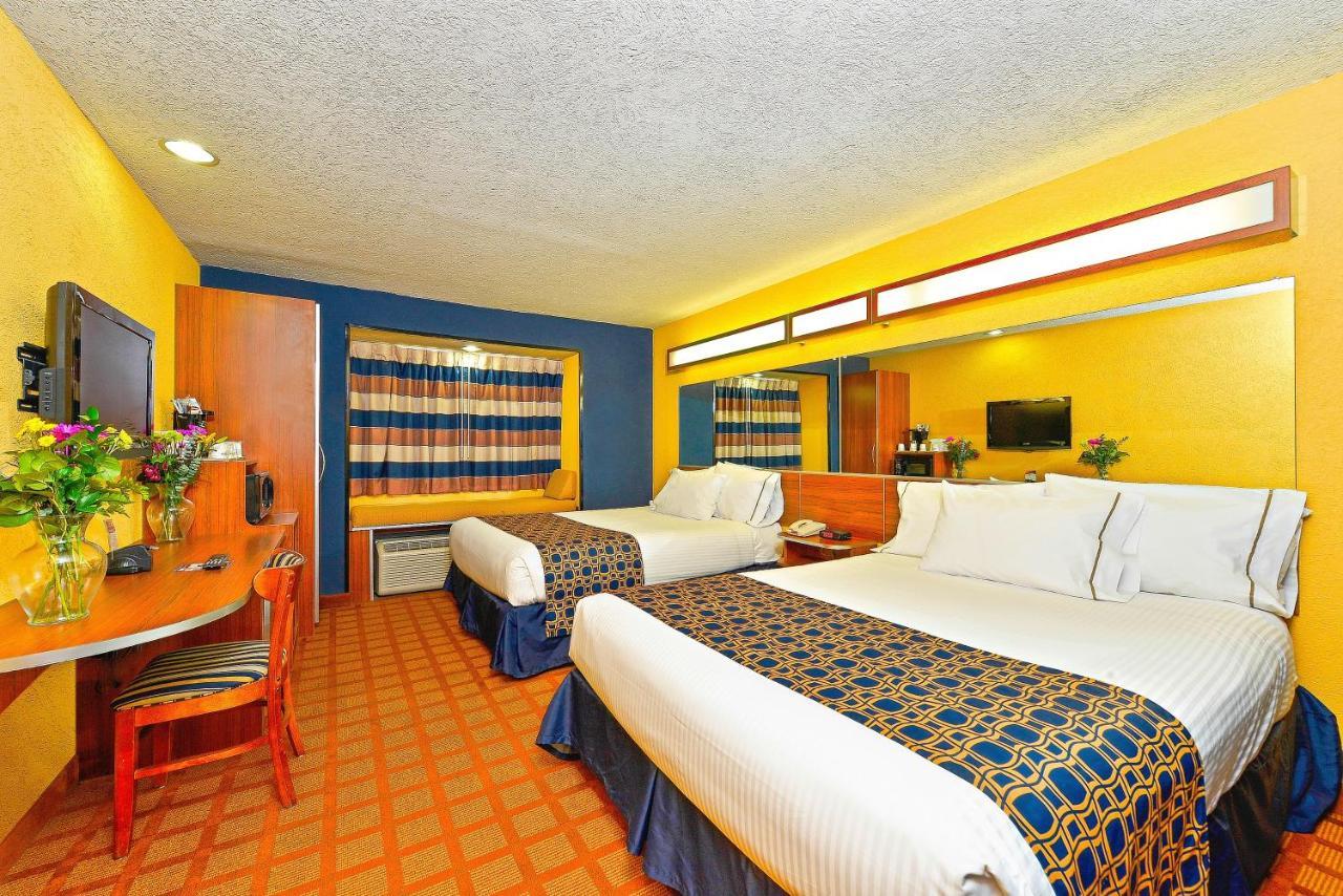 Microtel Inn & Suites By Wyndham New Braunfels I-35 Extérieur photo